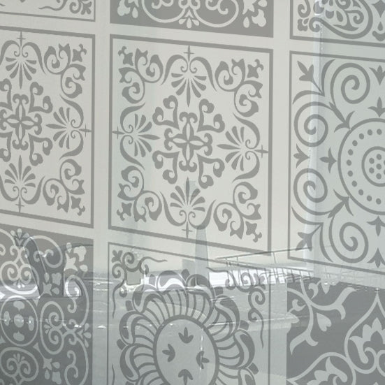 Sticla vopsita pentru placari bucatarii, model CLASIC